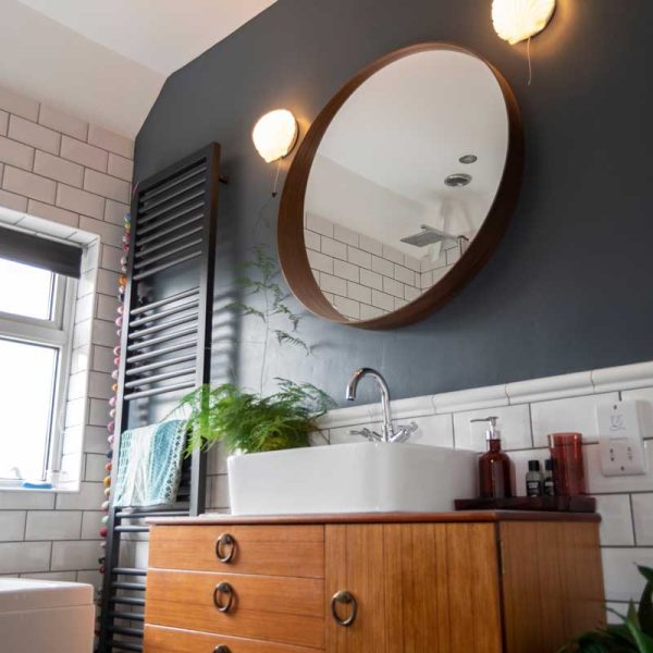 Tiler-tilers-in-Dorchester-Portland-Bridport-Weymouth-Dorset-Bathroom-Kitchen-tiling-wall-floor-underfloor-heating-mosaic-nature-stone-company-outside-tiles